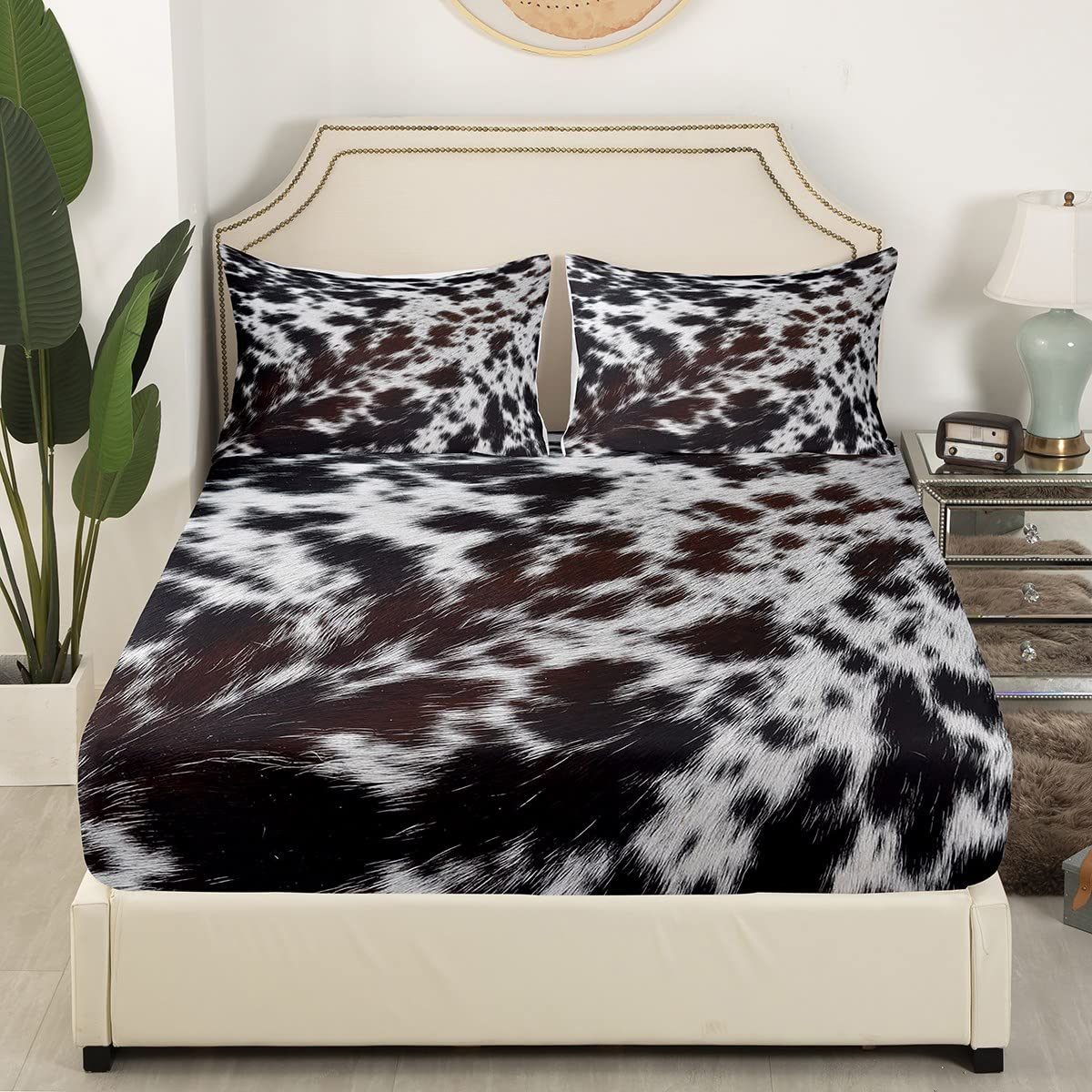 Brown Cowhide Bedding,Aztec Black White Aztec Cow Print Bed Sheet Set Full,Western Farm Animal Bed Sheets for Kids Boys Girls Men Women,Rustic Cowboy Cow Fur Fitted Sheet Flat Sheet 4 Pcs