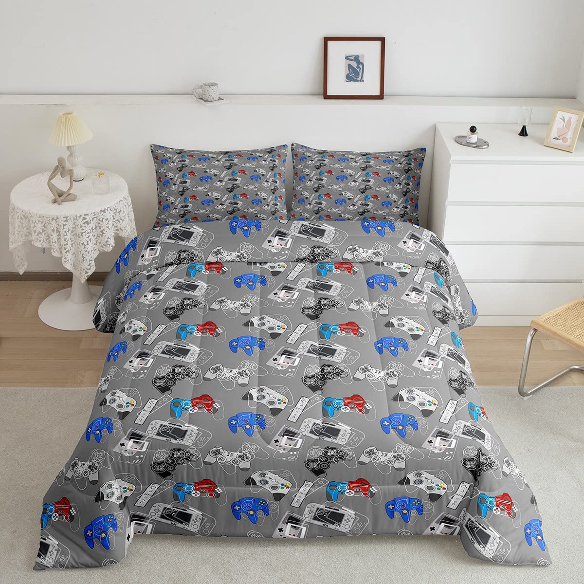 Gaming Comforter Set Twin for Boys Video Game Bedding Set Cartoon Gamepad Gamer Down Comforter, Soft Microfiber Grey White Reversible Bedding Comforters Game Controllers Print