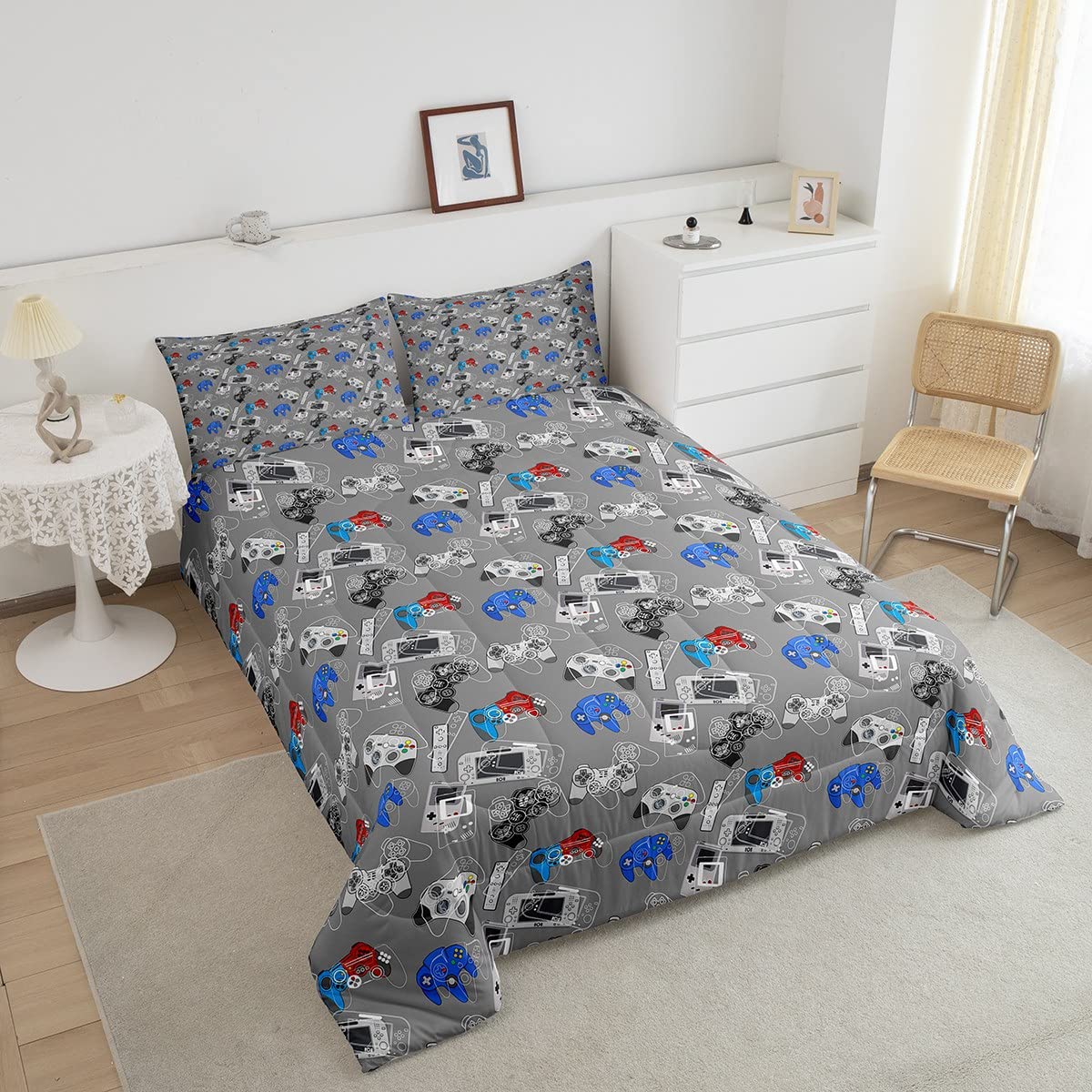 Gaming Comforter Set Twin for Boys Video Game Bedding Set Cartoon Gamepad Gamer Down Comforter, Soft Microfiber Grey White Reversible Bedding Comforters Game Controllers Print