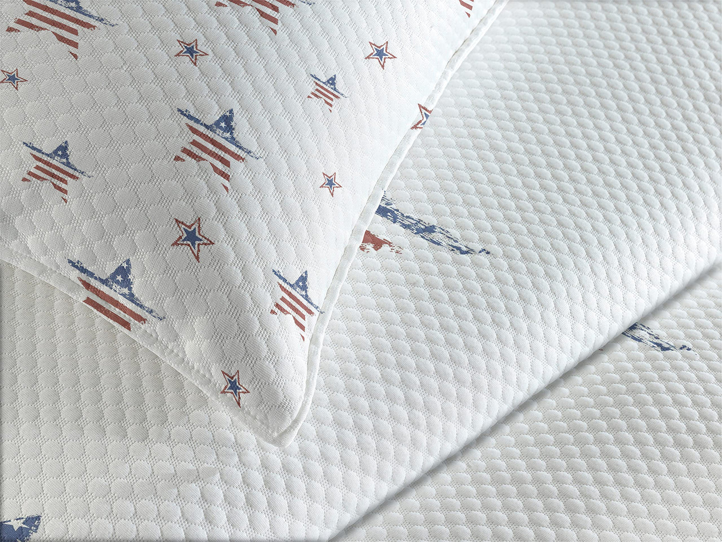 4th of July Bedspread, Scattered Stars with Flag Motifs Independence Day Theme, Decorative Quilted 3 Piece Coverlet Set with 2 Pillow Shams, Queen Size, Ruby Navy Blue White
