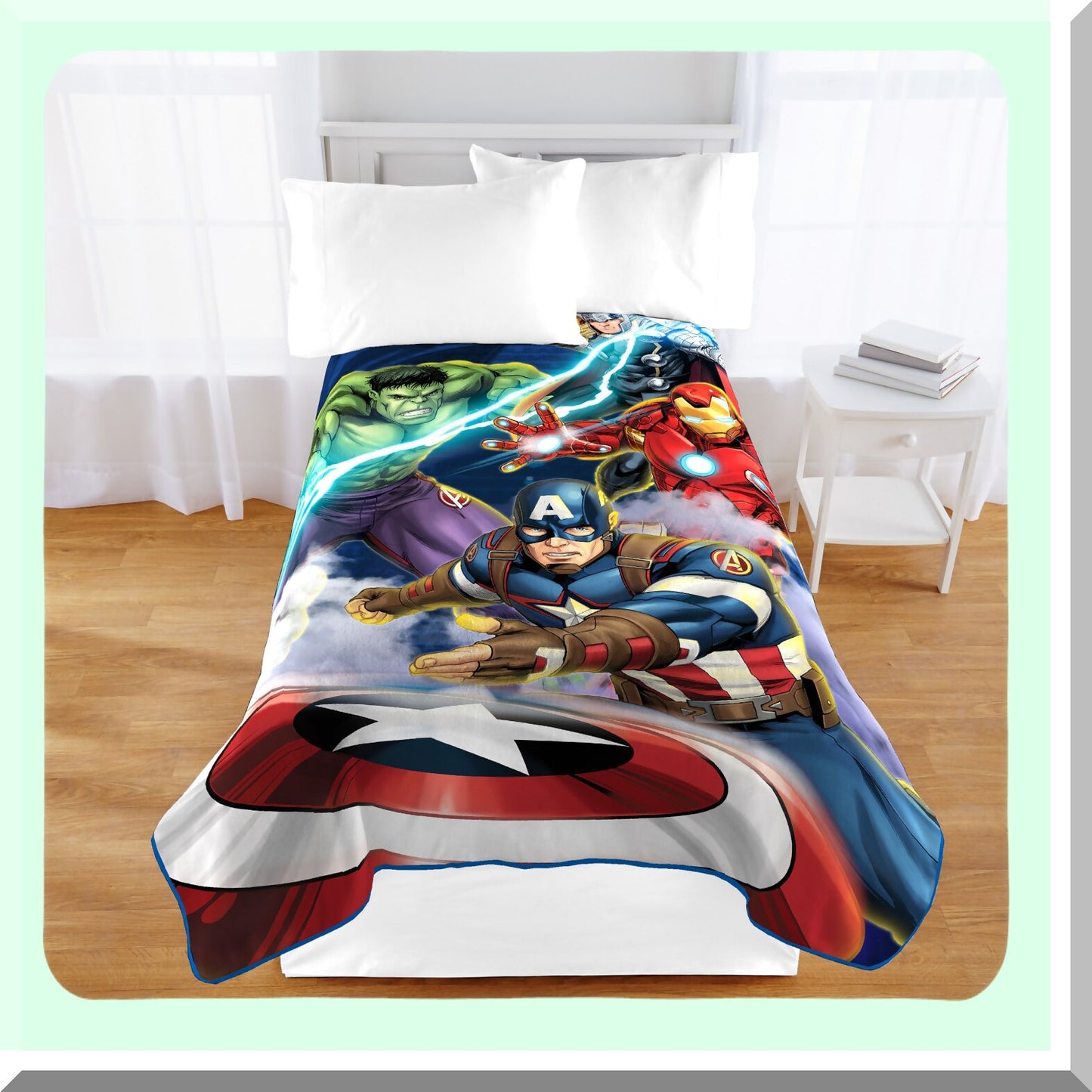 Avengers Heroic Blue Circle Fleece Blanket - Twin Size 62x90