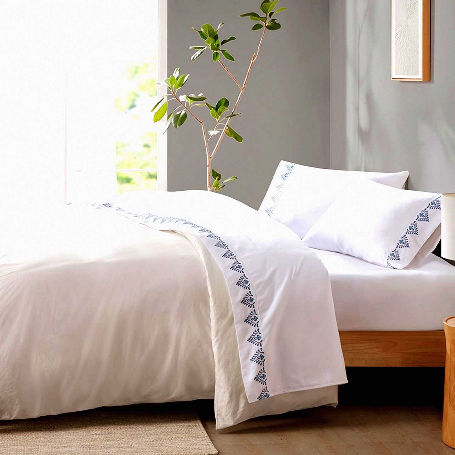 Blue Blossom Microfiber Embroidered Sheet Set - Queen Size 4 Piece Bedding with Elastic Pocket - Soft Brushed Fabric for All Seasons - Elegant Design