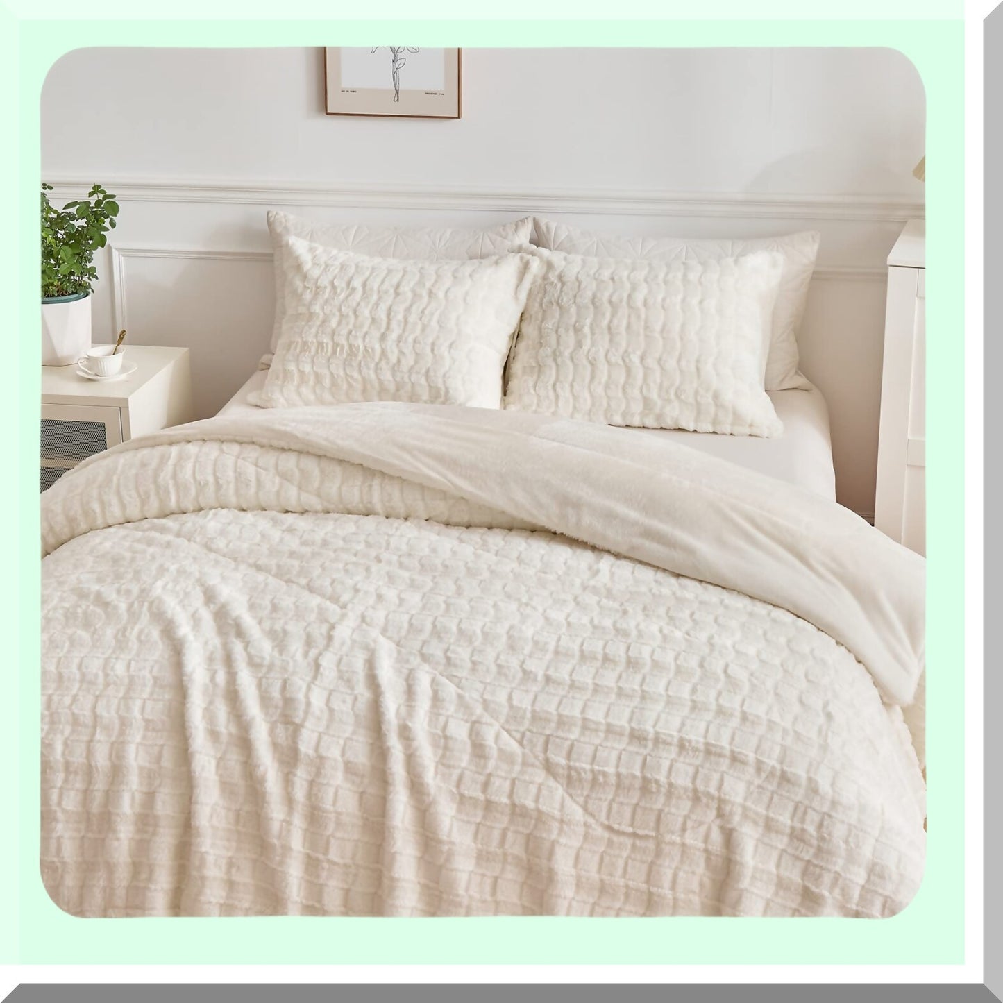 Ultra Fluffy Ivory White Rabbit Comforter Set - Luxury Plush Bedding with Rectangle Pattern - Soft Fuzzy 3 Piece Bed Set (1 Comforter + 2 Pillowcases) - Full Size
