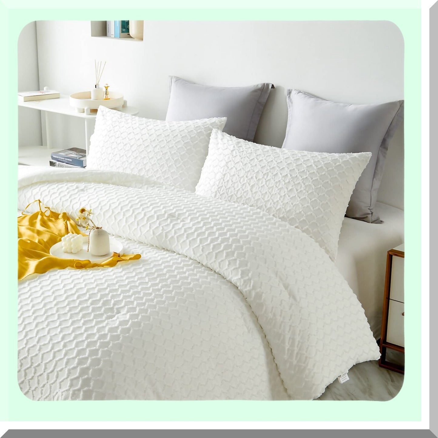 FluffyDreams White Boho Comforter Set - Lightweight 3PCS Tufted Design Bedding for All Seasons - Size Comforter Sets for Ultimate Comfort and Style