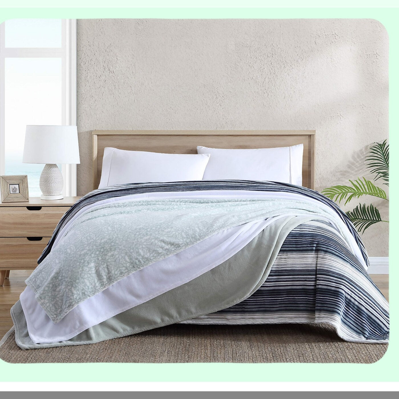 CozyDream Ultra Soft Twin Blanket - Plush Fleece Bedding for Warm Home Decor in White