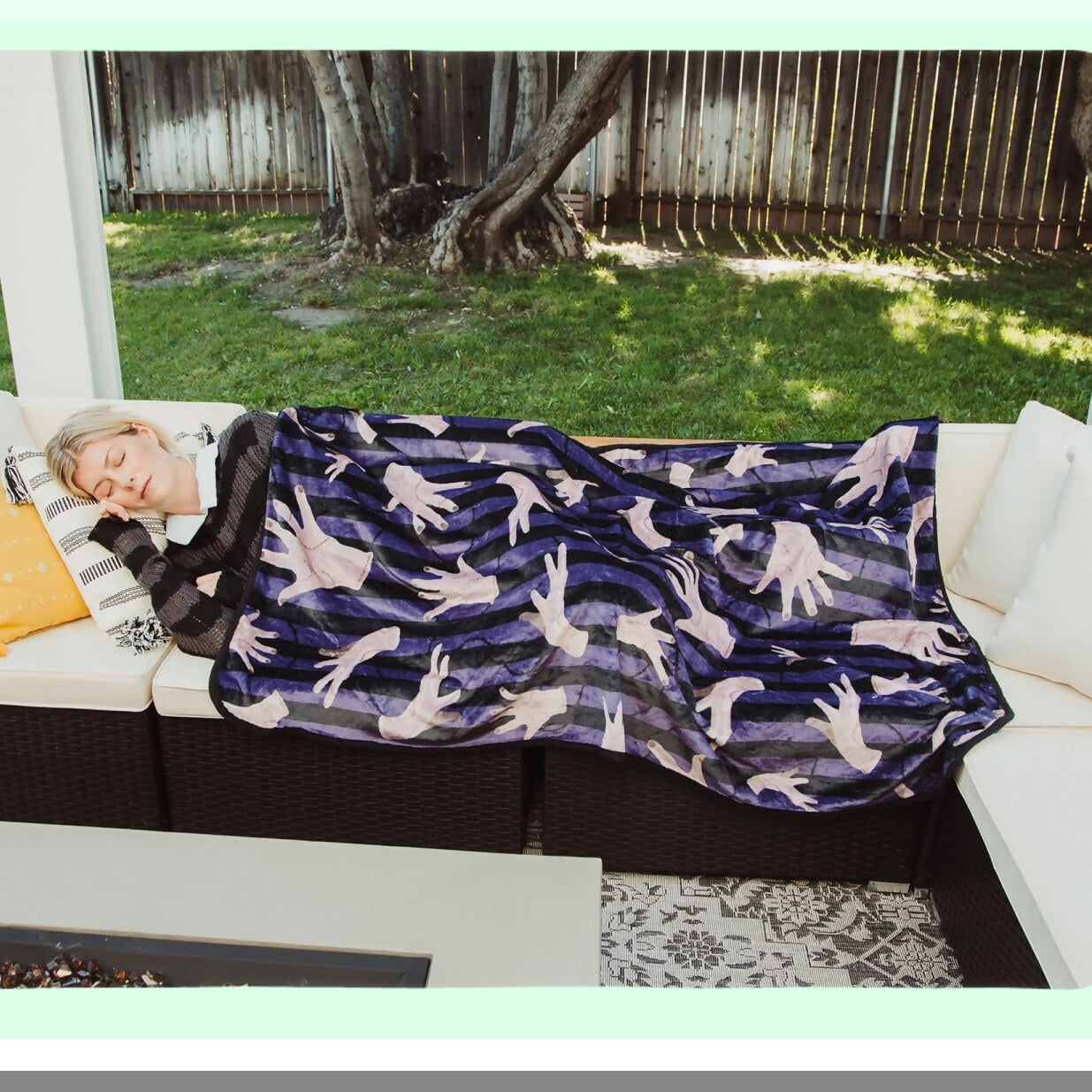 Spooky Comfort: Addams Family Wednesday Thing Raschel Throw Blanket 45x60