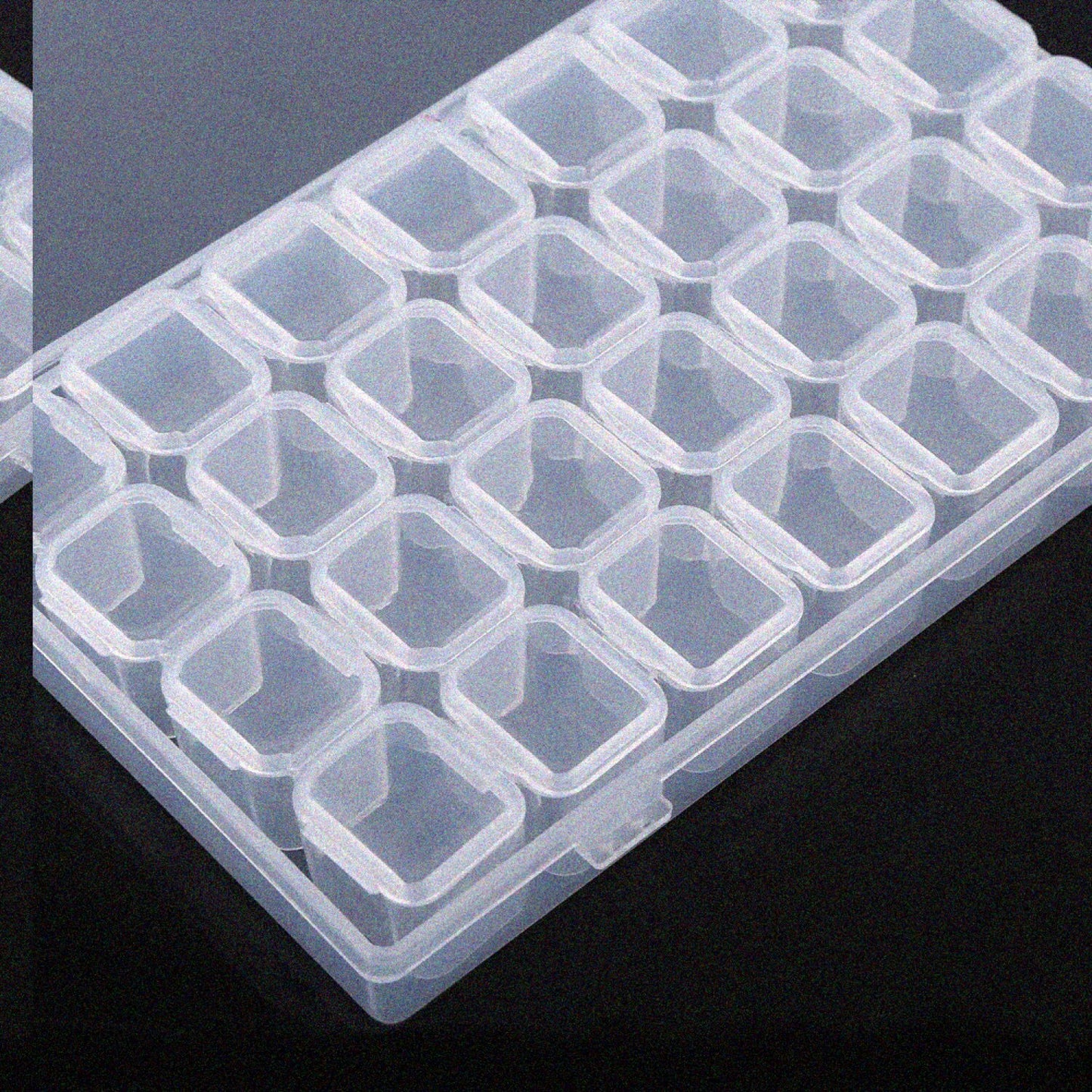 28 Compartments Clear Plastic Storage Box
