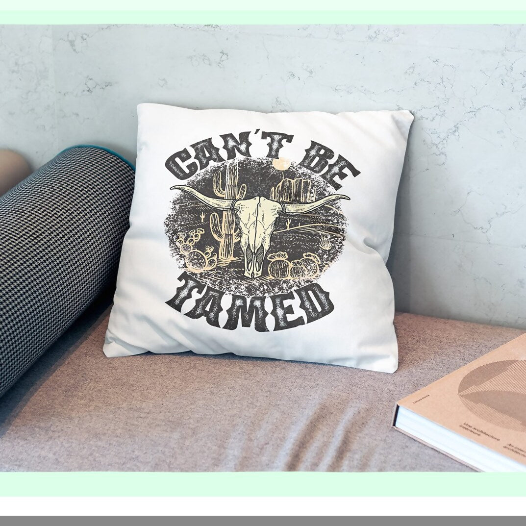 Wild West Cowboy Skull Decorative Pillow Cover - Vintage Western Farmhouse Cushion Case for Living Room & Bedroom - Gift for Nature Lovers