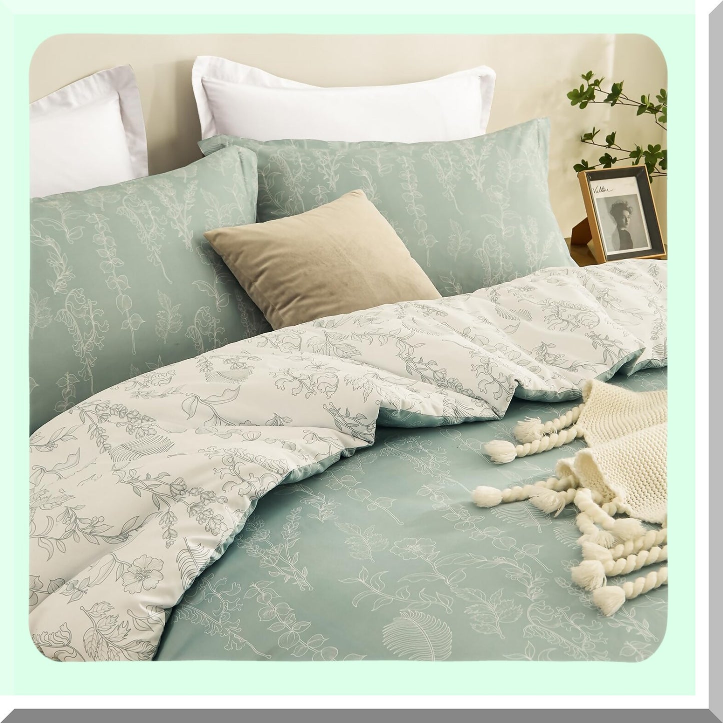 Wild Sage Bloom Queen Comforter Set - Luxuriously Soft Reversible Floral Bedding for Couples - 3-Piece Microfiber Comforter Set - Queen Size