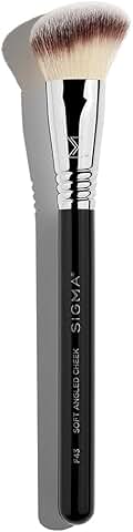 Soft Angled Cheek Brush