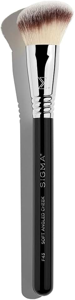 Soft Angled Cheek Brush