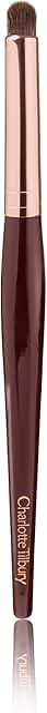 Eye Smudger Makeup Brush with Wooden Handle