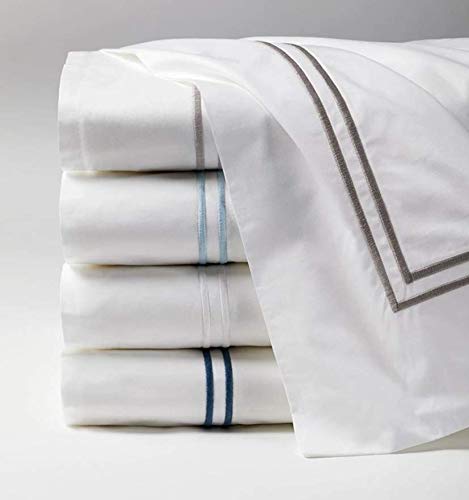 Grande Hotel by  Standard Pillow Case 22x33 White/Grey)