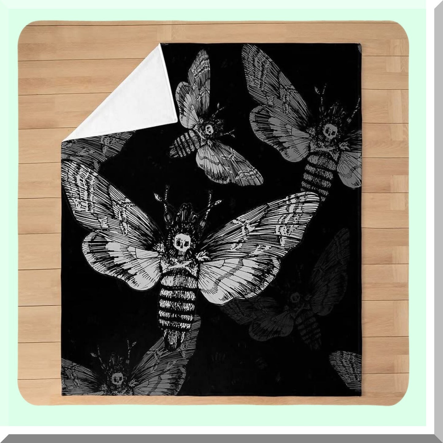 Gothic Moth Fleece Throw Blanket - Cozy All-Season Bed & Sofa Decor, Dark Boho Skeleton Design, Plush 50"x60"