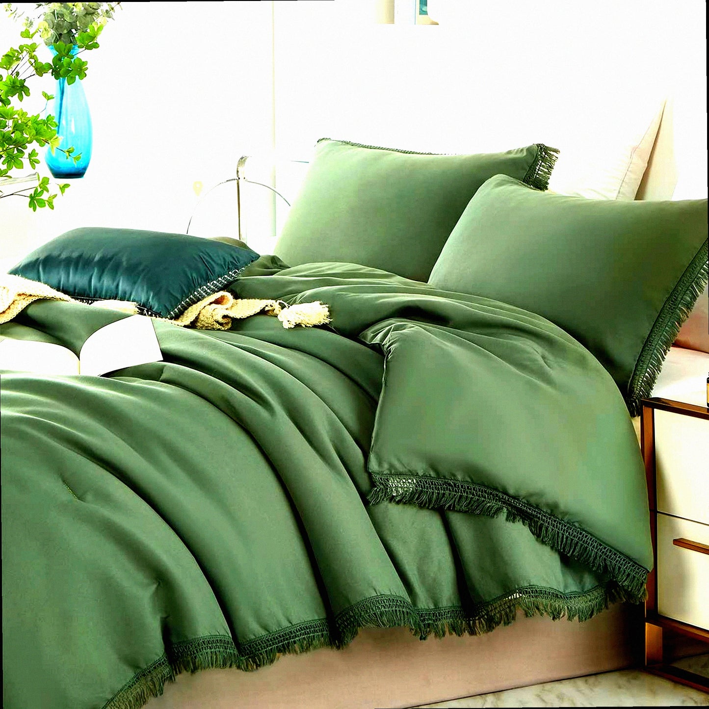 Boho Green Comforter Set - Shabby Chic Farmhouse Bedding - Microfiber Aesthetic 3-Piece Bed Set - Gifts for Women and Men - Includes Comforter and Pillowcases