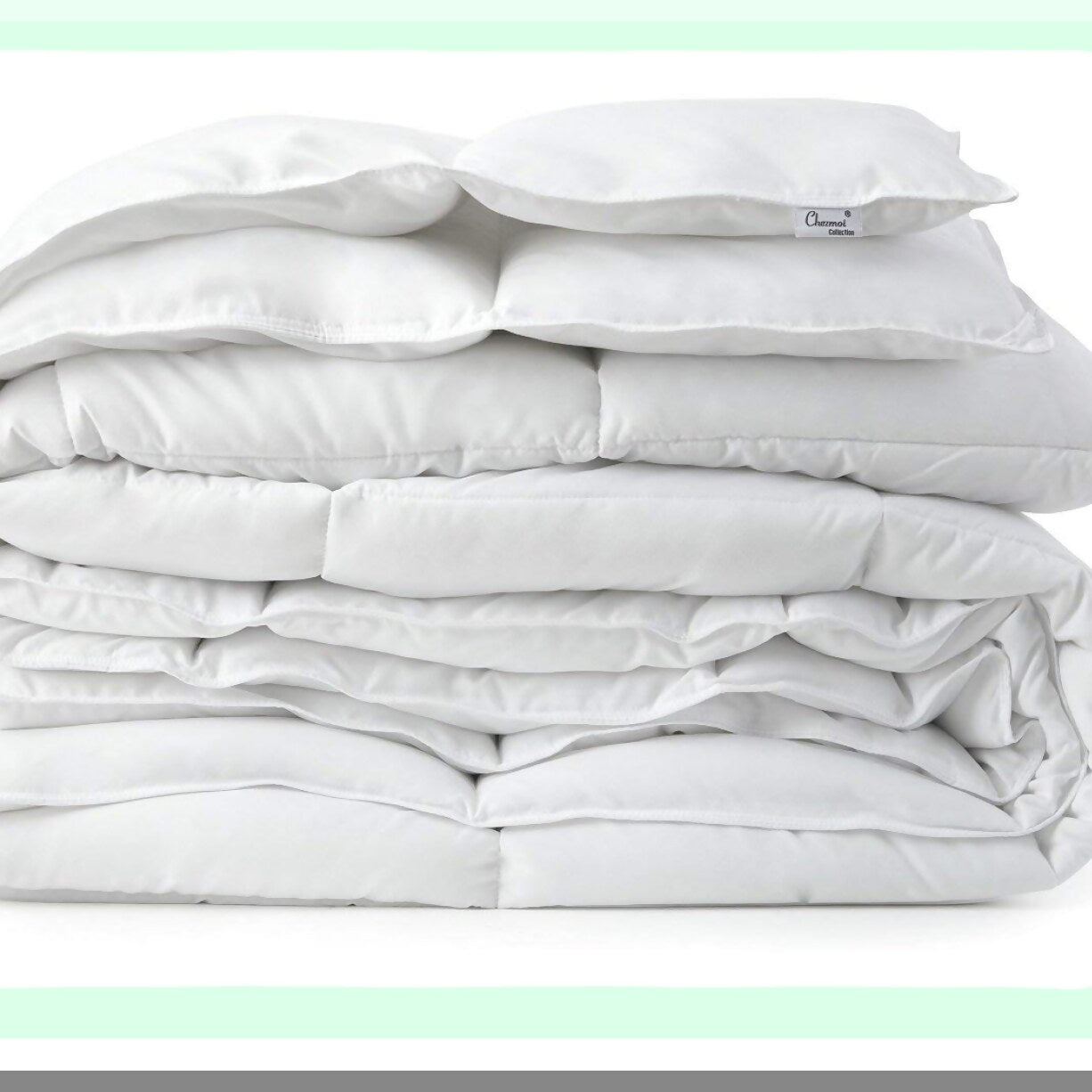 CozyCloud Oversized Queen Comforter - Ultra Light Warmth White Down Alternative Duvet Insert for Luxurious Sleep Experience