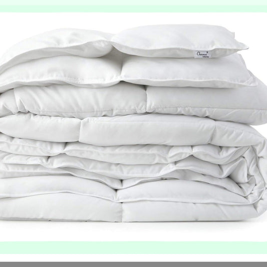 CozyCloud Oversized Queen Comforter - Ultra Light Warmth White Down Alternative Duvet Insert for Luxurious Sleep Experience