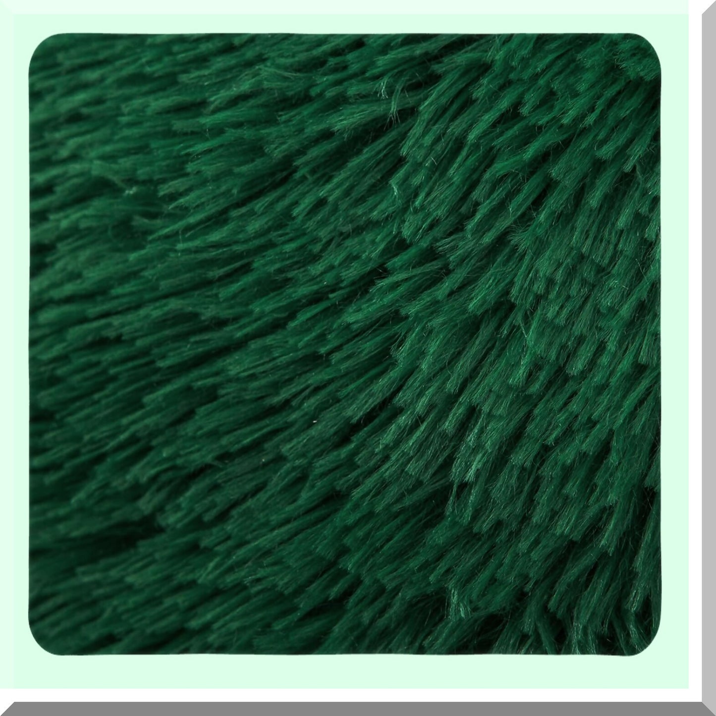 Luxury Emerald Green Plush Pillow Covers - Set of 2 Soft Throw Pillow Covers for Couch & Bed - Decorative Home Decor Pillows for Living Room - 18 x 18 Inch