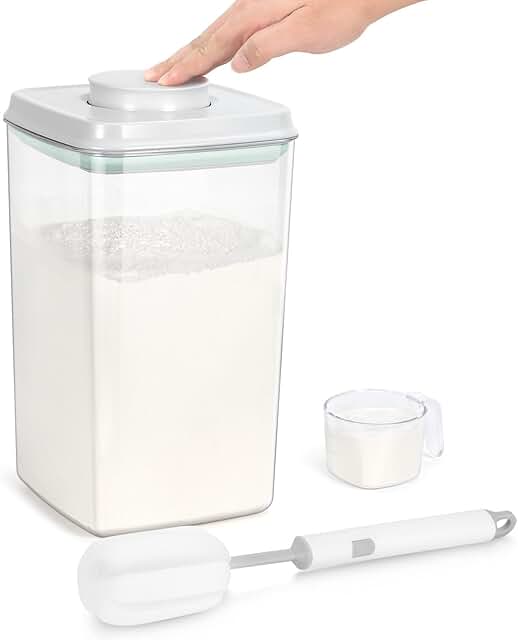 4.2 Qt Flour and Food Storage Container