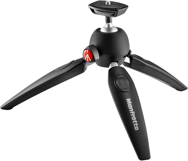 Mini tripod for cameras, compact aluminum design