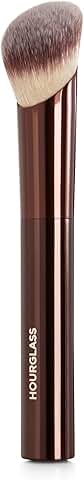 Soft Glow Foundation Brush