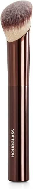 Soft Glow Foundation Brush
