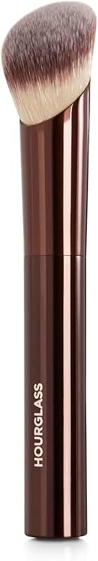 Soft Glow Foundation Brush