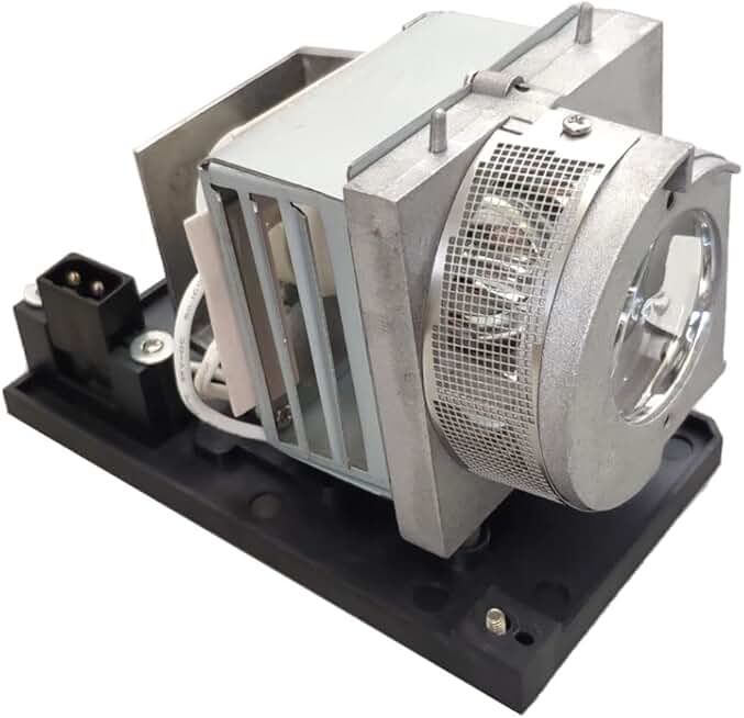 Replacement projector lamp for SmartBoard U100 and UF100