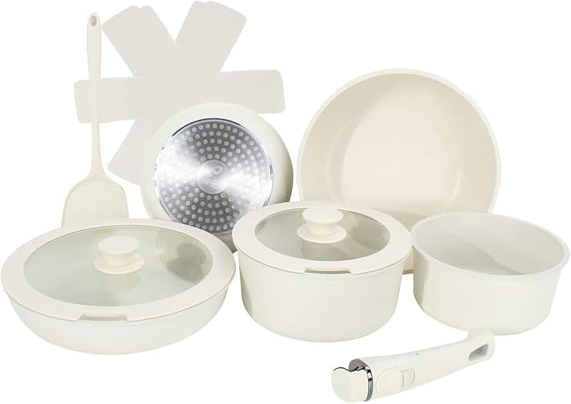 11-piece non-stick cookware set with removable handles