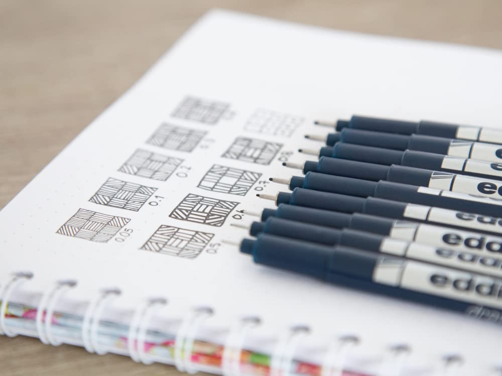 Black fineliner pen, 0.8 mm, for writing and drawing