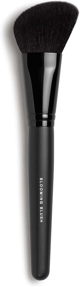 Angled Synthetic Blush and Bronzer Brush for Loose and Pressed Powders