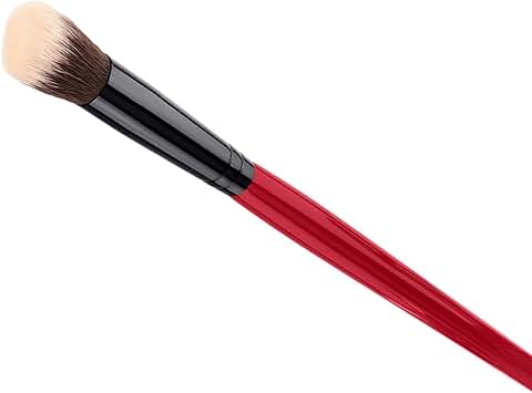 Rounded Concealer Brush for Under Eyes and Liquid or Cream Makeup