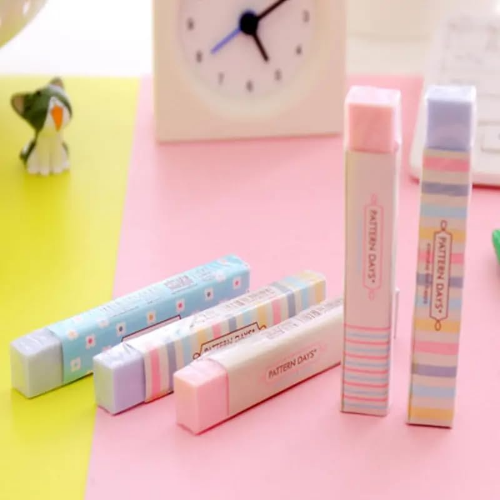 MODAIO-5pcs Student Rainbow Pattern Strip Eraser (Blue and Pink Color in Random Quantity)