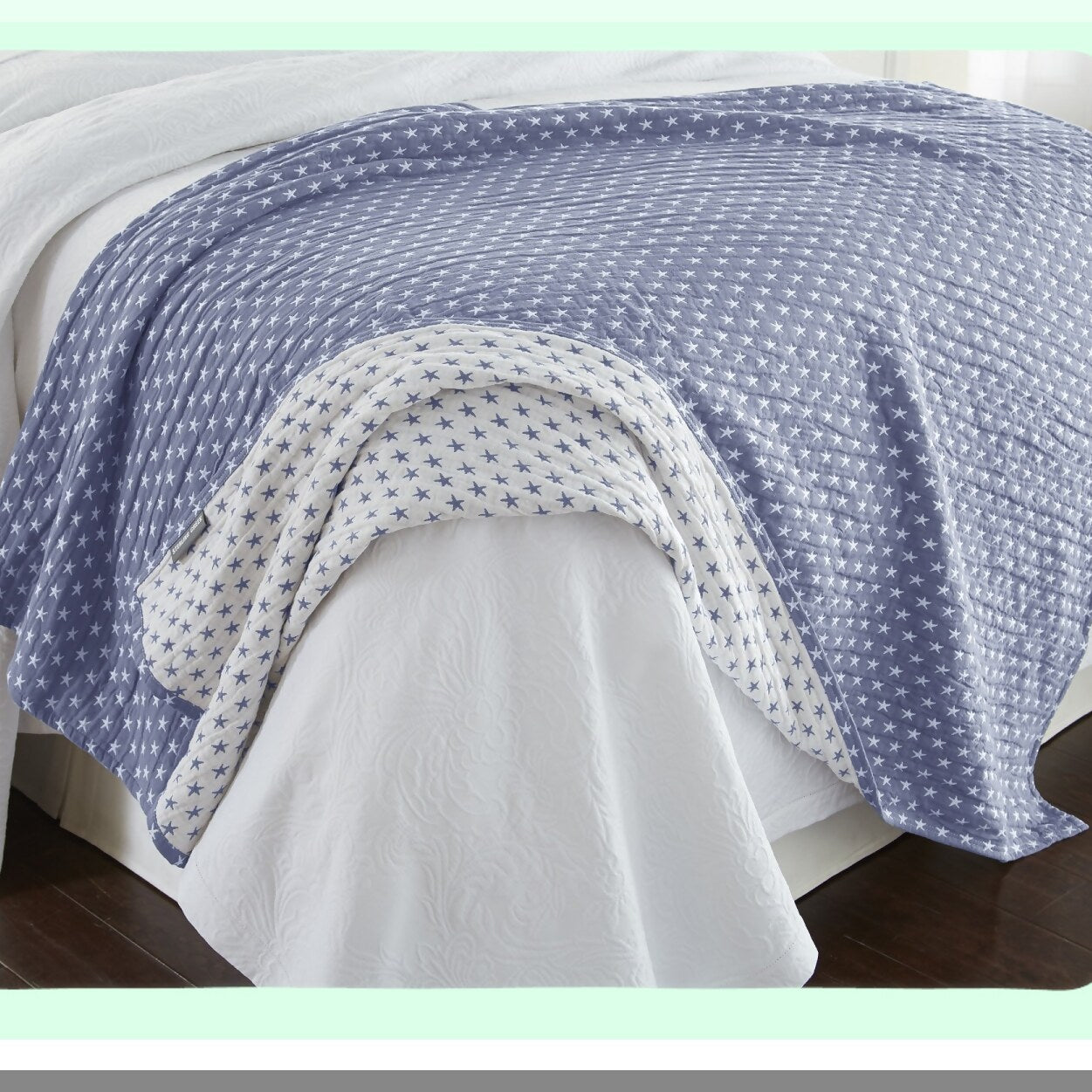 TranquilSky Muslin Throw: Lightweight, Breathable Cotton Blanket for All Seasons