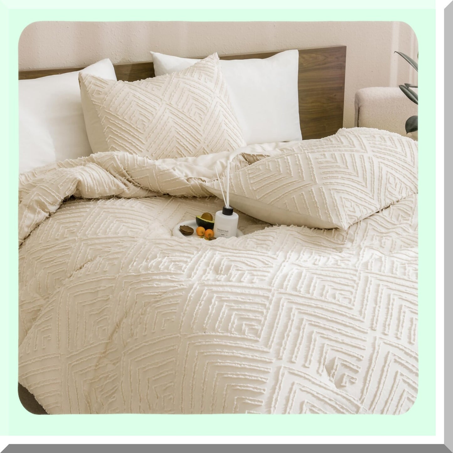 Boho Chic California Dream Comforter Set - Cream Tufted Bedding Collection - Oversized Lightweight Down Alternative Bed Set with Pillowcases