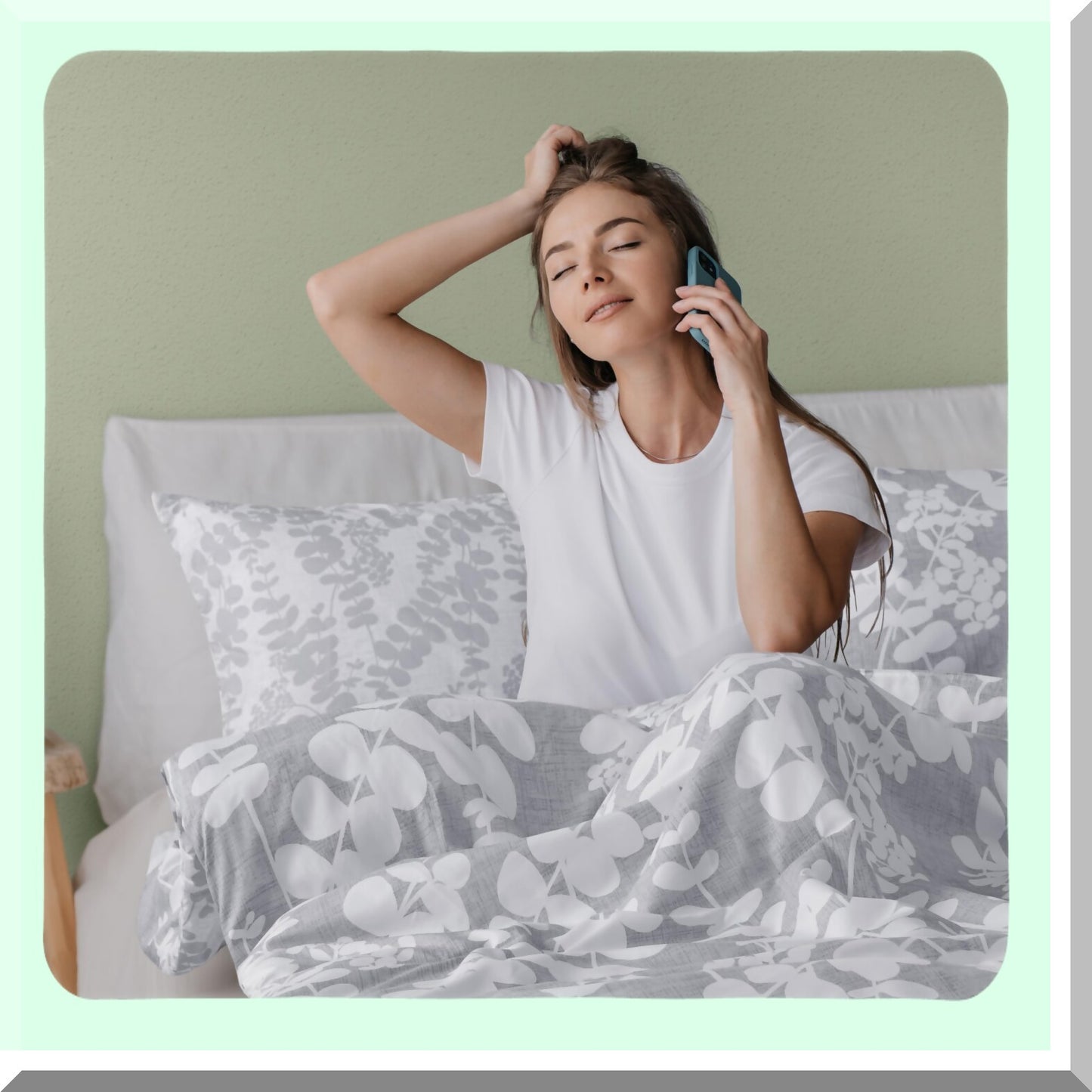 Floral Leaf Reversible Comforter Set - Queen Size Botanical Bedding, Nature Style 3 Piece Set for Spring and Summer, Gray Unique Design