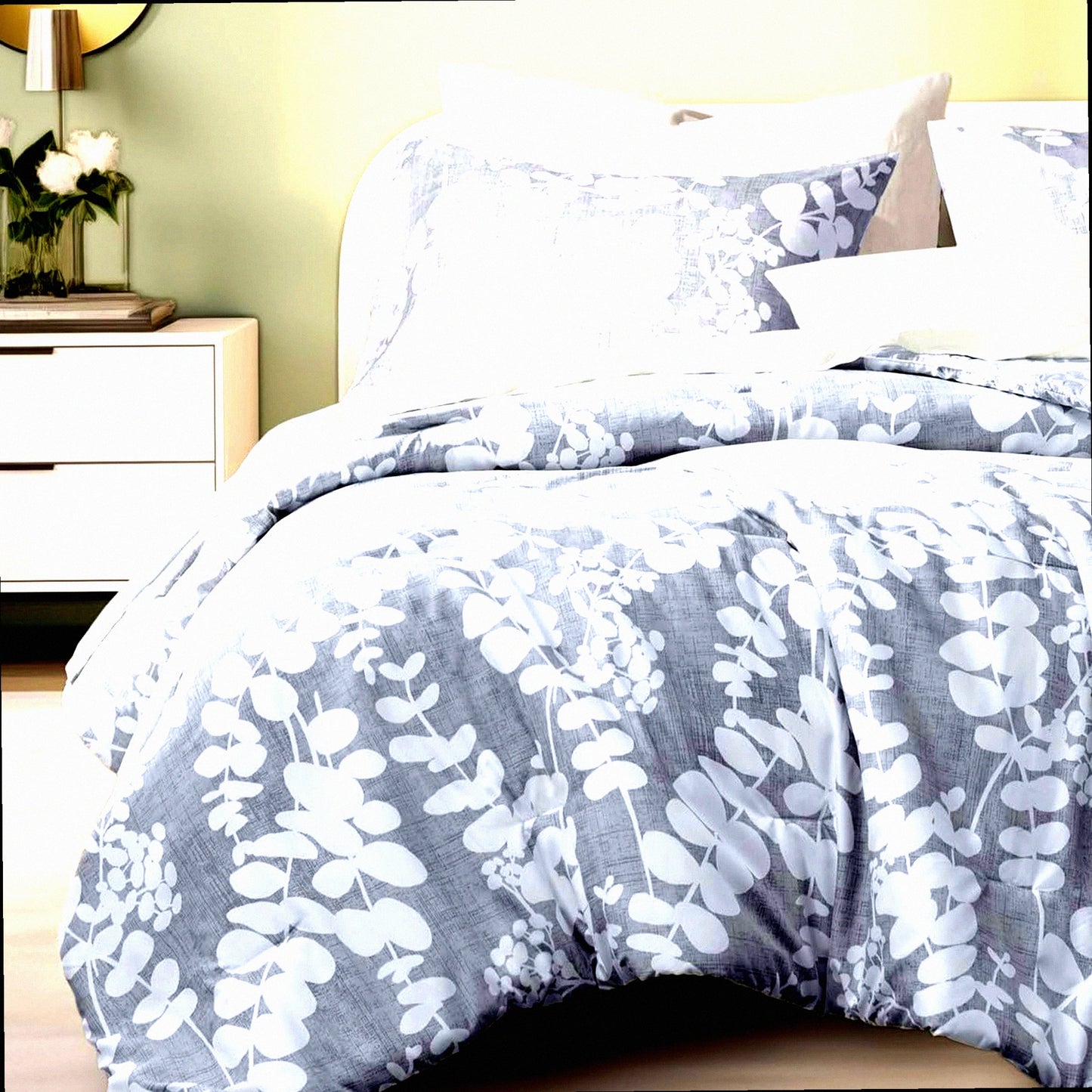 Floral Leaf Reversible Comforter Set - Queen Size Botanical Bedding, Nature Style 3 Piece Set for Spring and Summer, Gray Unique Design