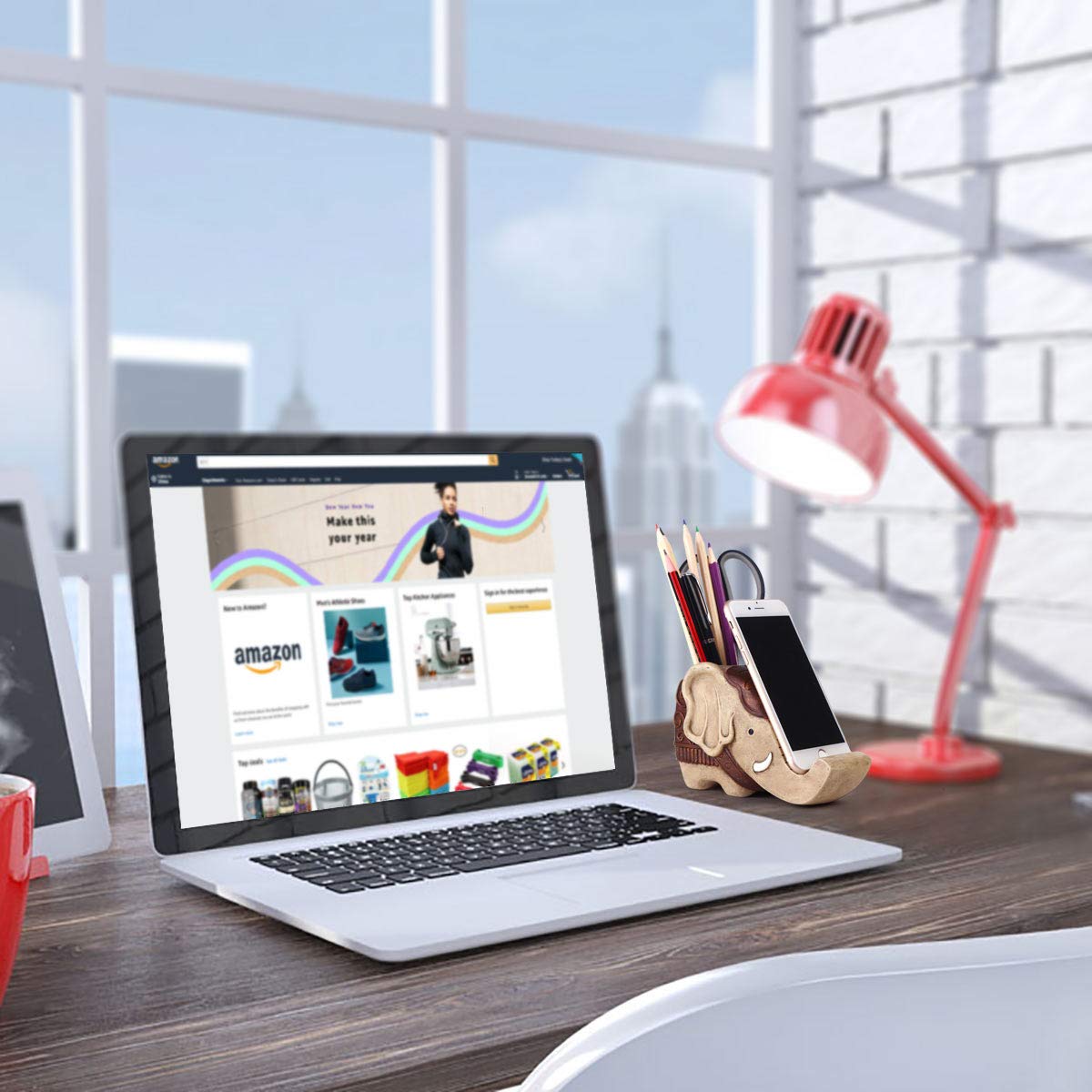 Elephant-Shaped Pen and Phone Holder for Desk