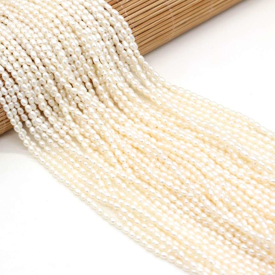Small Rice-Shaped Freshwater Pearl Beads for Jewelry Making