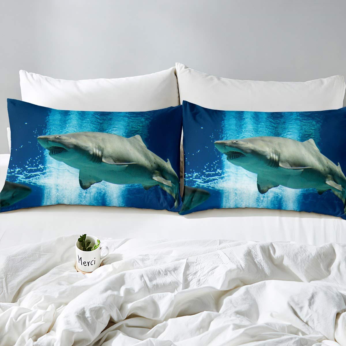 Queen Size Shark Fitted Sheet Set Ocean Marine Theme Bedding Set for Boys Kids Child 3D Sea Underwater World Bed Sheet Set with Pillowcase Nature Ocean Bed Cover Decor 3 Pcs