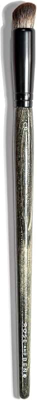 Angled Concealer Brush for Blending and Coverage