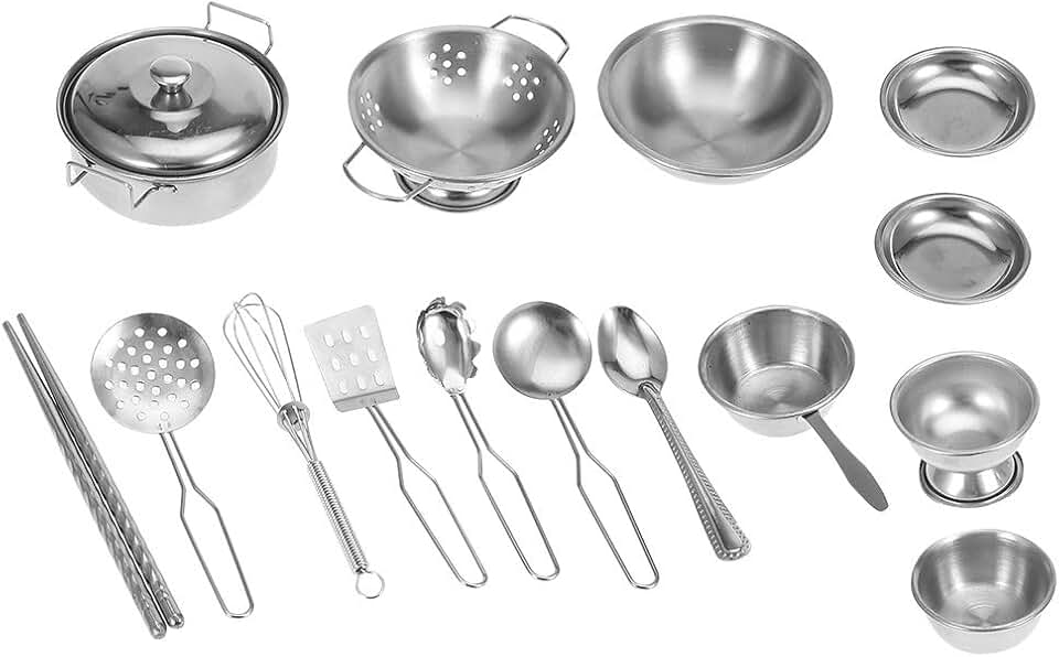 16-piece stainless steel cookware set with saucepans and lids