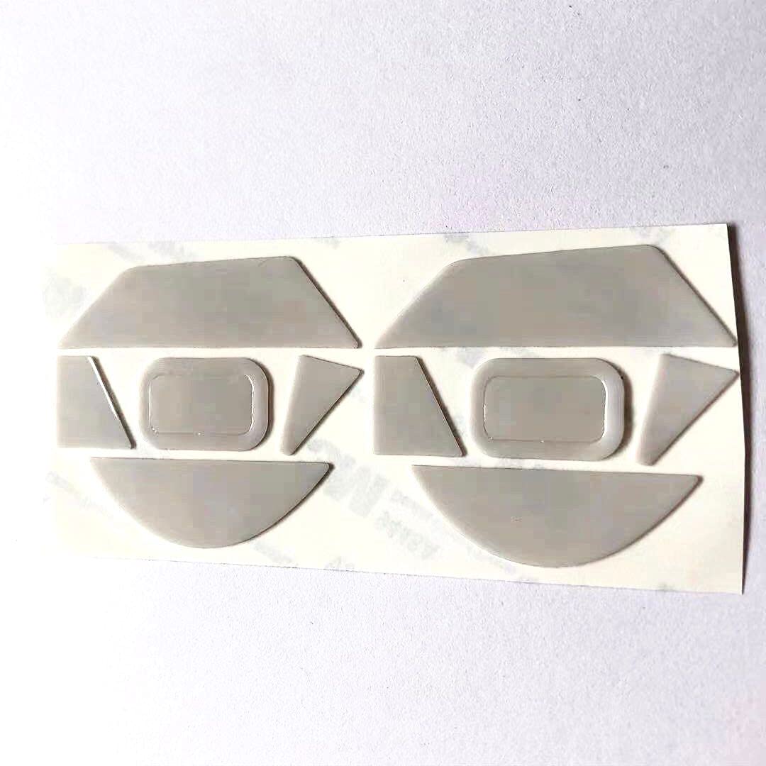 White mouse feet for Basilisk V2, pack of 2