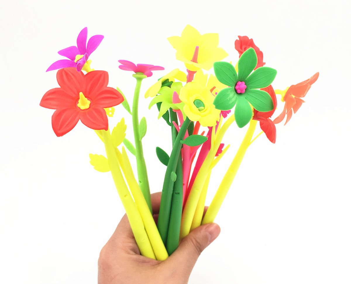 Set of 12 cute flower-shaped black ink gel pens