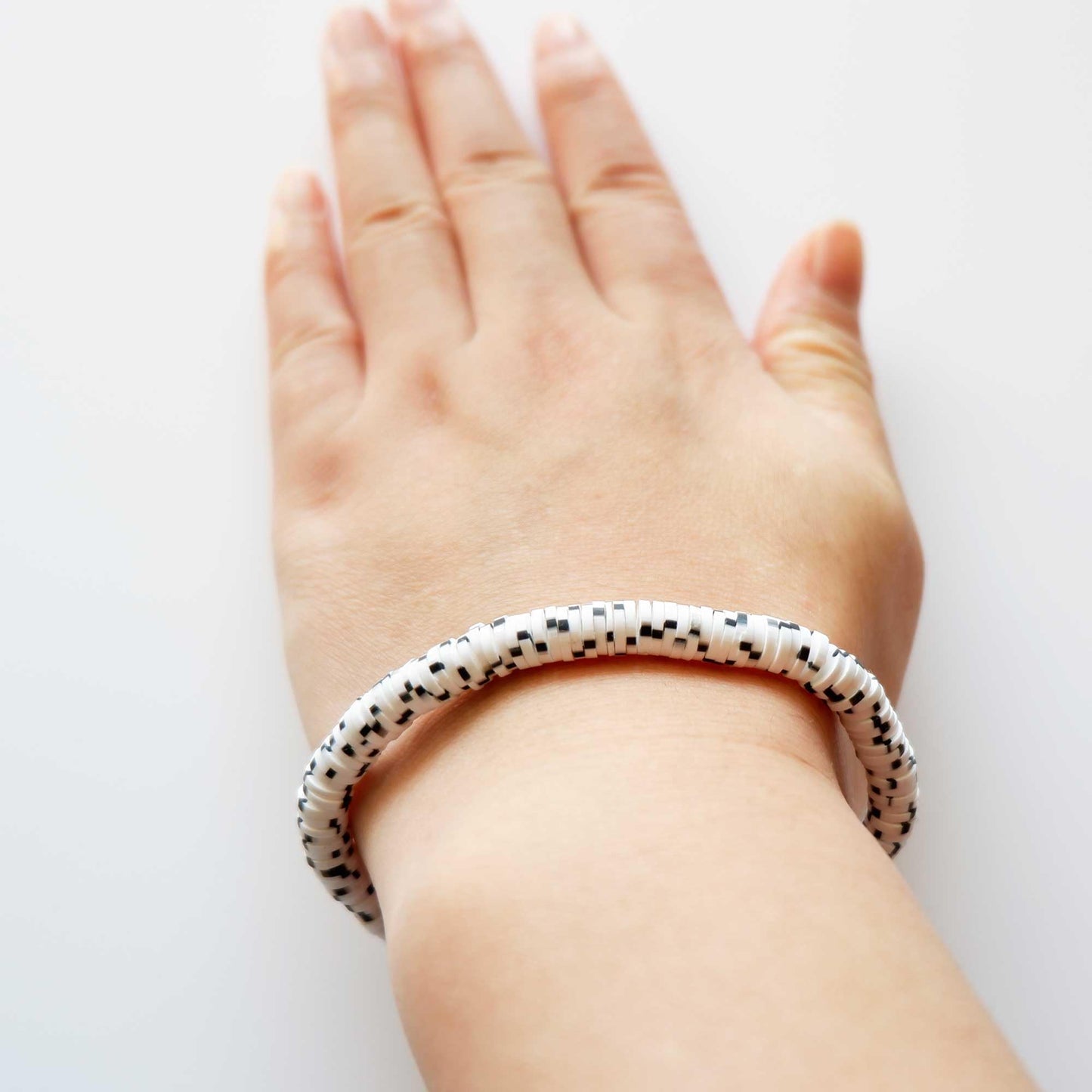 1150 Black and White Clay Beads for DIY Jewelry Making