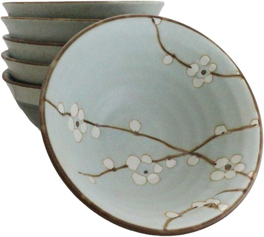 Acorn-Shaped Stoneware Plate for Serving, Cream