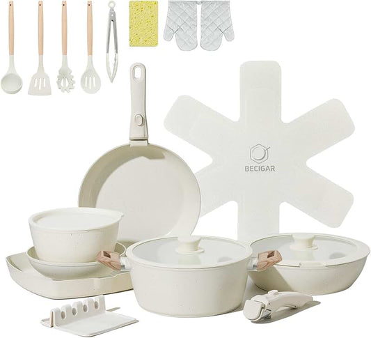 Set of 12 wooden cooking spoons with holder and accessories