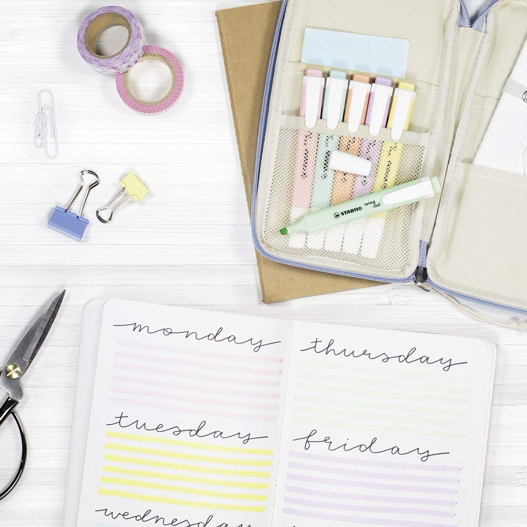 Set of 6 pastel highlighters with clip closure