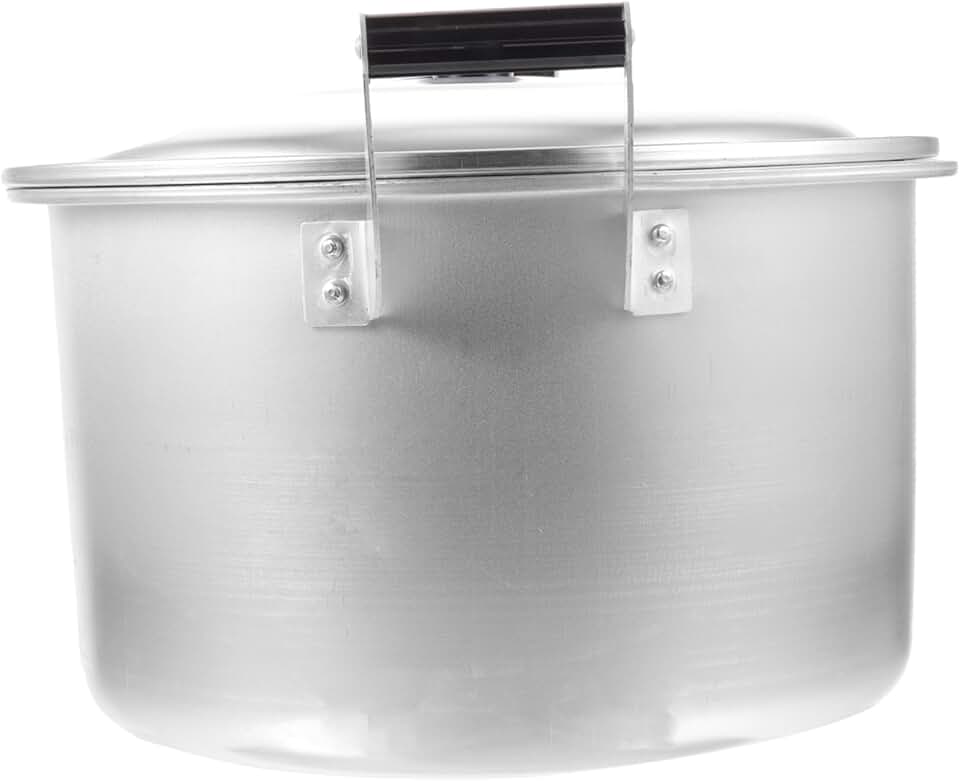 Soup pot with dual handles for cooking and steaming