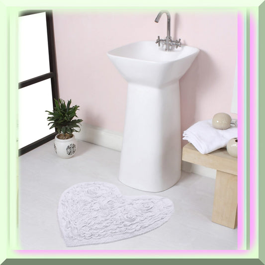 25"x25" Heart Cotton Tufted Bath Rug White